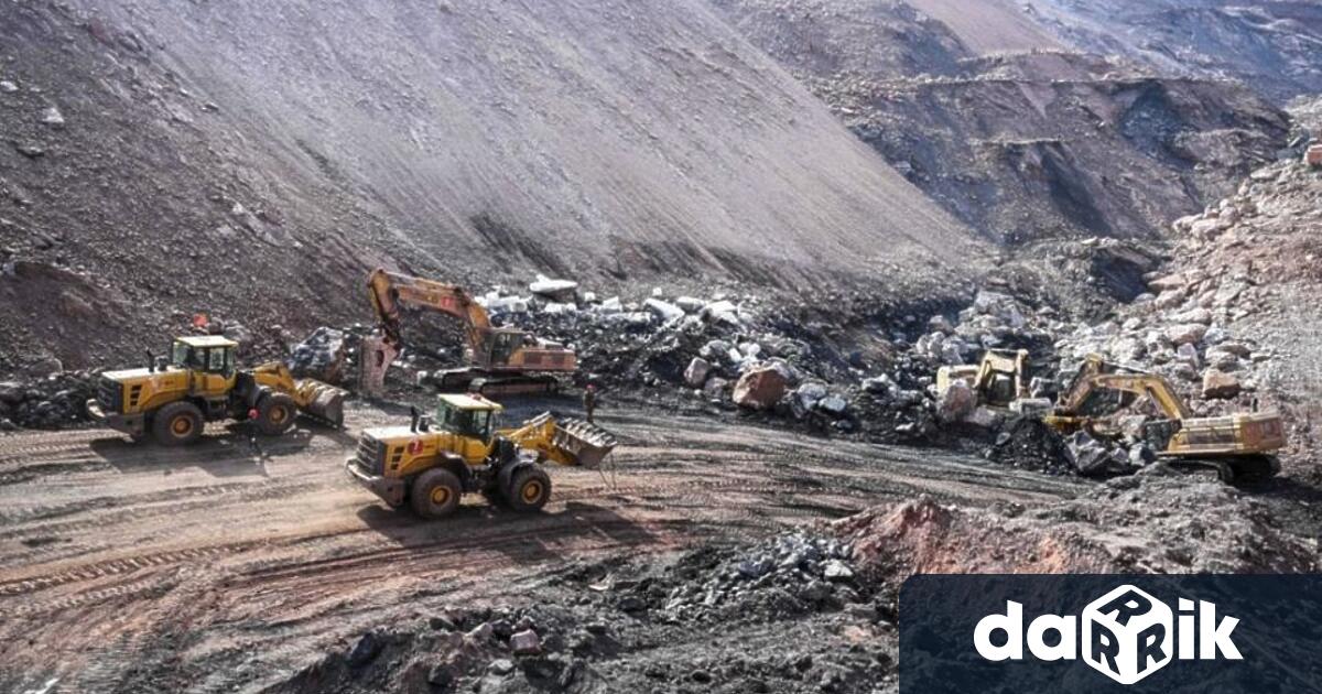 Китай обяви днес че спира действието на забраната за износ