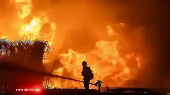 Единадесет души загинаха при пожар в дом за възрастни хора в Тузла