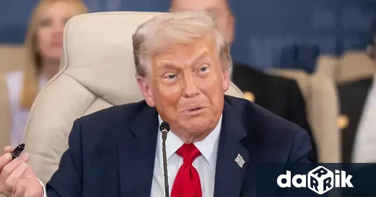 Генералният директор на британската медия Би Би Си Тим Дейви