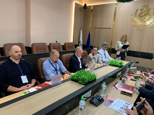  Курс по ендоскопски ултразвук в МУ-Плевен сподели първи в страната демонстрации онлайн 