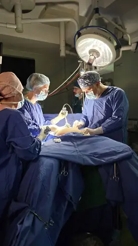 УМБАЛ „Д-р Г. Странски“ възобнови дейността по роботизирана гинекологична хирургия