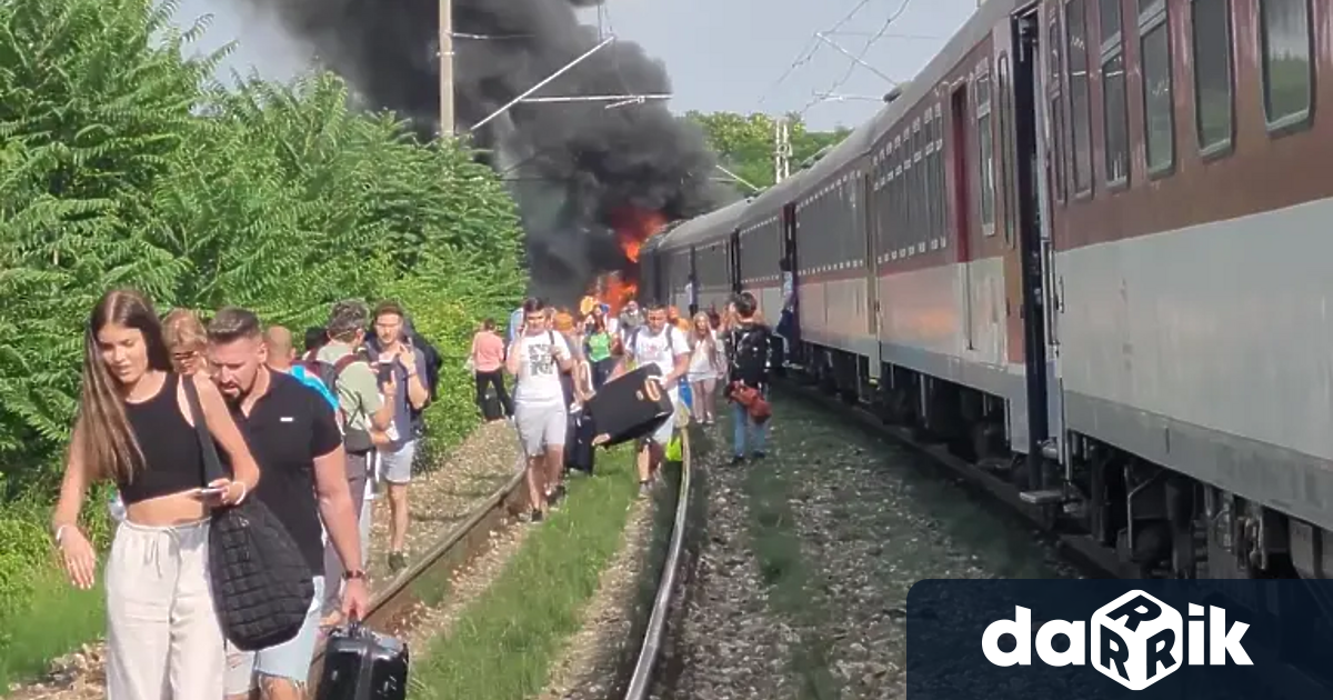 Единадесет ранени след катастрофа между два влака в Словакия За