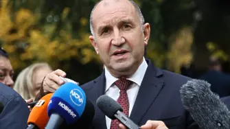 Президентът: Опасявам се управялващите да не заведат „Лукойл” до сценария „Булгартабак”