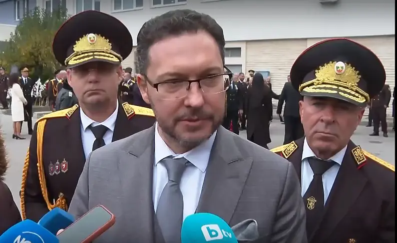 Даниел Митов: Говоренето за раздута администрация в МВР е от хора, които нямат идея какво приказват