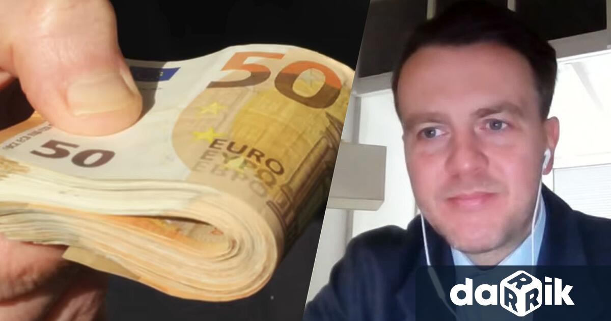 Икономистът от Института за пазарна икономика Петър Ганев бе специален