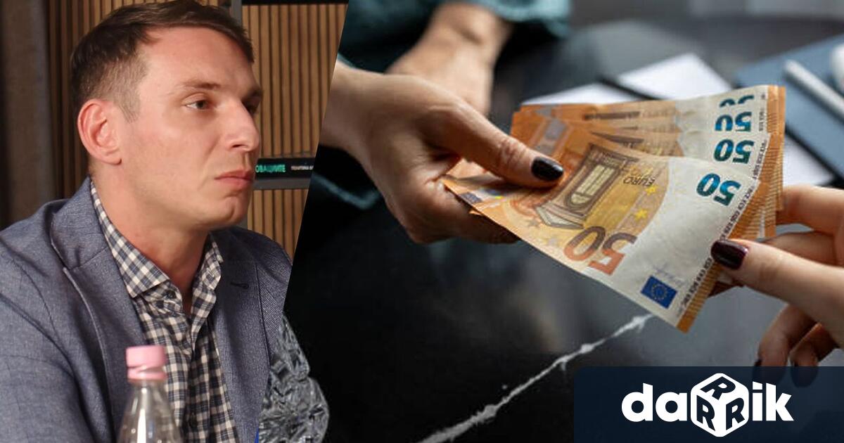 Икономистът от Института за пазарна икономика Адриан Николов бе специален