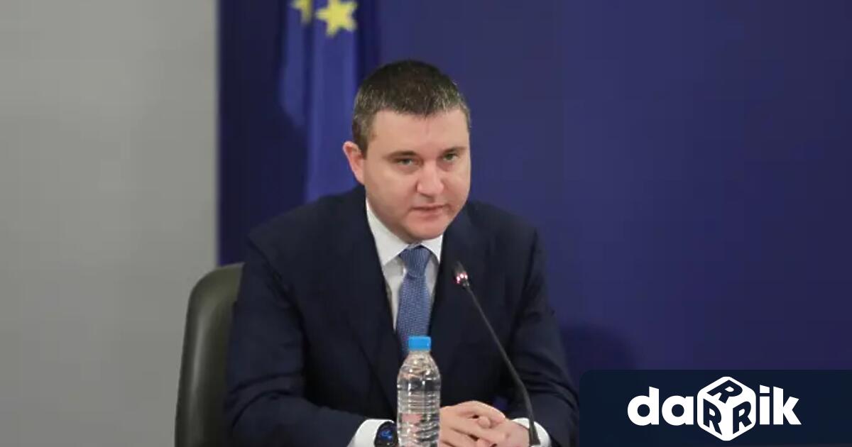 Бившият министър на финанситеВладислав Горановказа чеГЕРБне са имали друг избор