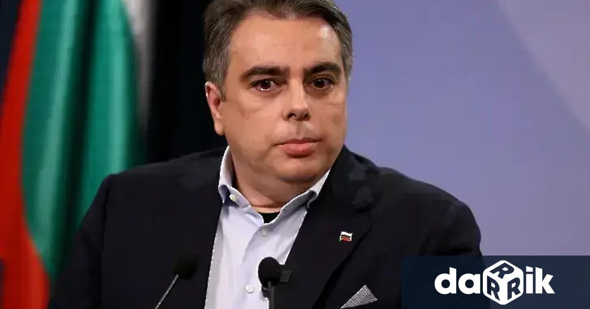 Румен Спецов бе назначен за да събира данъци а не