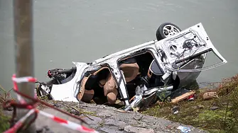 Румънският каналджия, причинил смъртта на шестима след гонка с полицията, остава в ареста