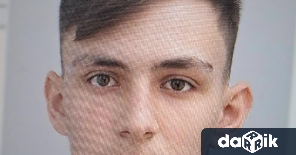 Полицията в Добрич издирва 25 годишния Веселин Василев По данни на