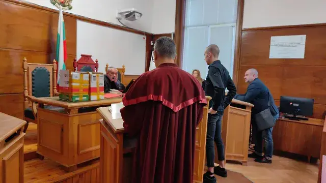 Пуснаха под парична гаранция един от участниците в побоя над шефа на полицията в Русе