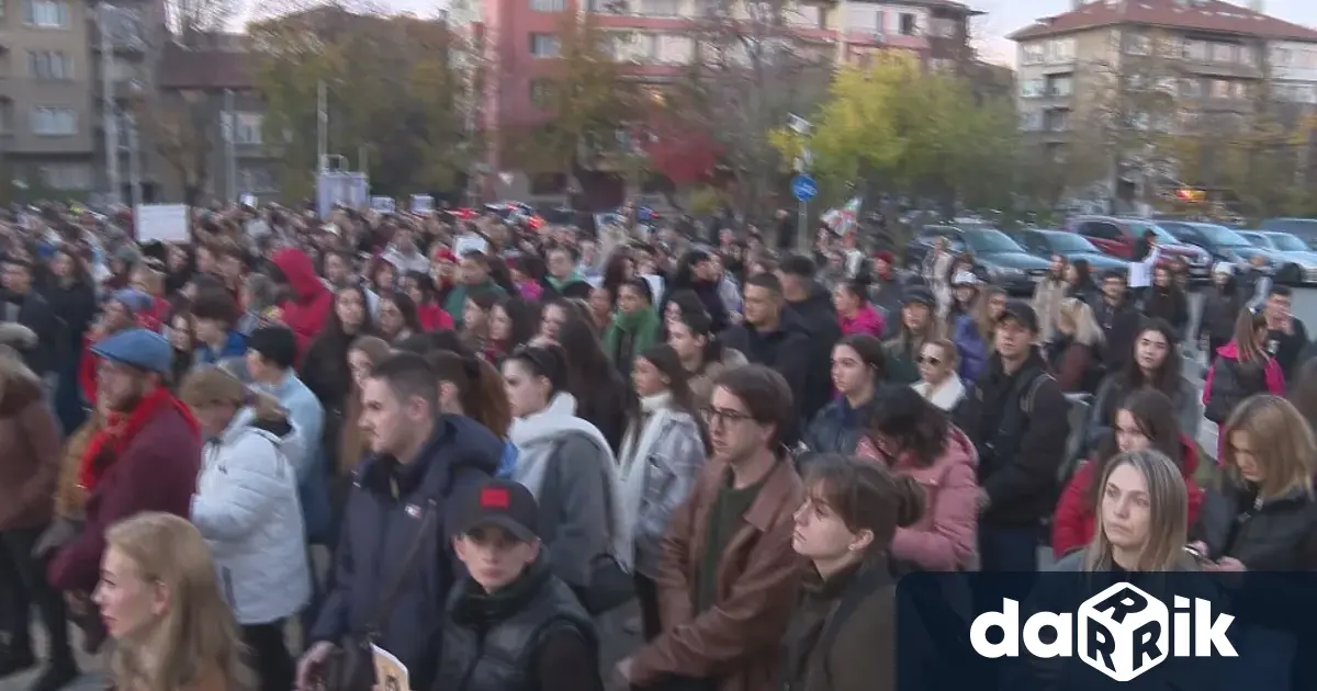 Стотици столичани се събраха на протестзаради прегазенотокучеМая Събитието се провежда