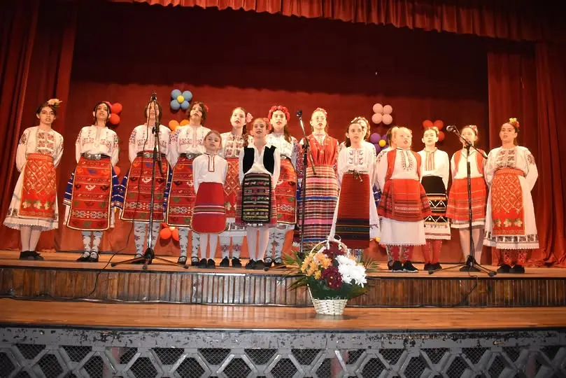 Концерт в Монтана на „ПЪСТРЕНЕЦ JR.“ в деня на Християнското семейство