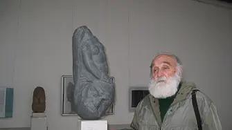 На 90-годишна възраст почина врачанският скулптор Цено Ценов