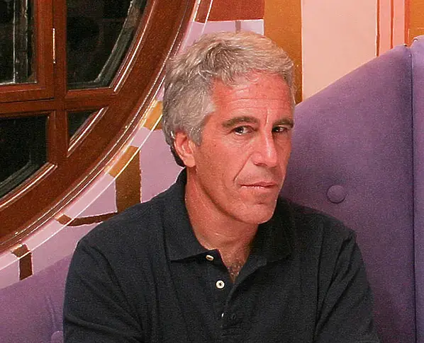 Случаят „Джефри Епстийн”: Какво гласят съобщенията, публикувани от демократите