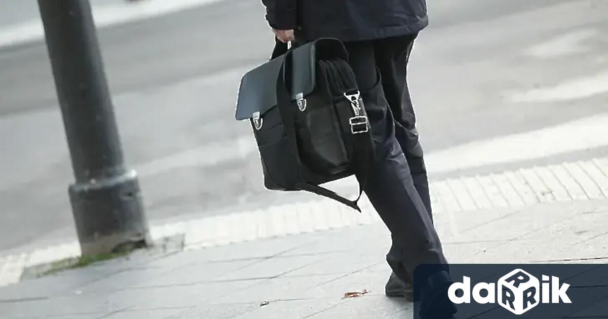 През 2024 г 4 2 милиона души в ЕС са били