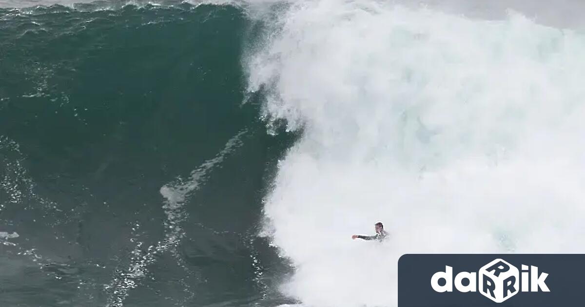 Канарските острови бяха разтърсени от трагедия вчера когато бурното море