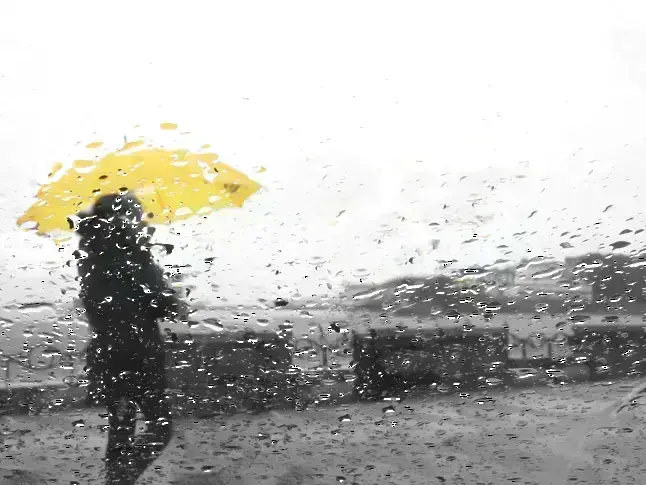 Оранжев код за обилни валежи в 5 области в страната