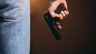 16-годишен е задържан за въоръжен грабеж в заведение в Монтана