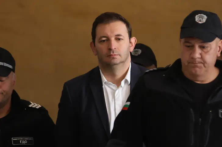 Делото срещу бившия зам.-кмет Барбутов влиза в съда