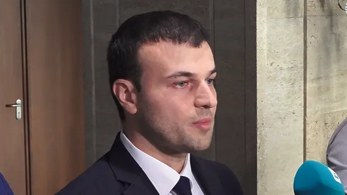 „Възраждане“: Изборът на Спецов означава, че е в ход кражбата на активите на „Лукойл“