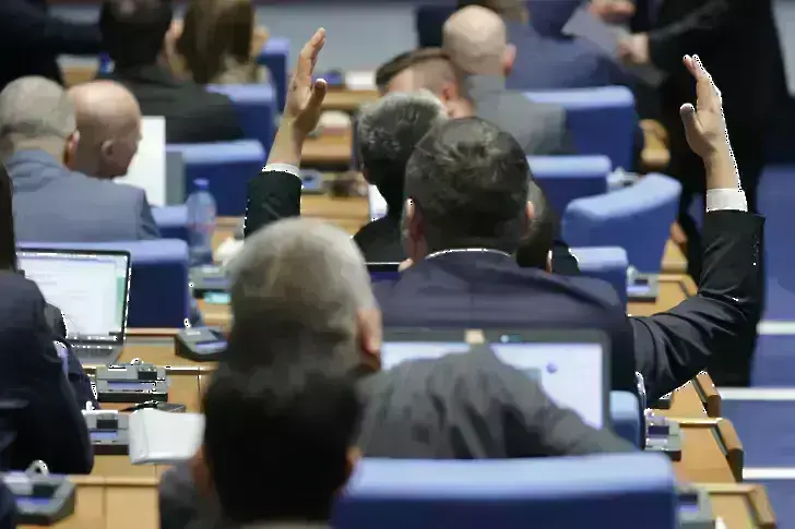 Бюджет 2026 влиза на първо четене в пленарна зала