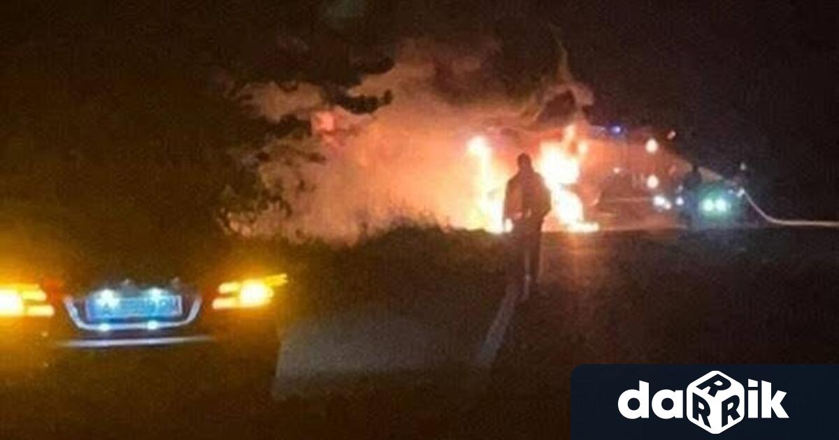 Автобуссе запали на пътя Айтос – Бургас в района на