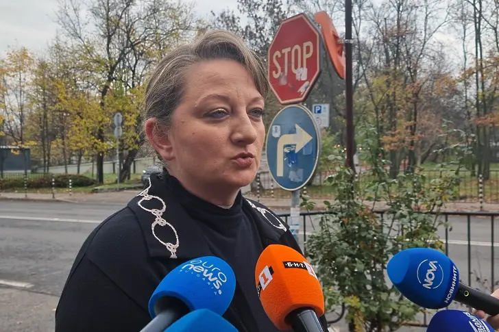 Управляващите искат коледните добавки за следващата година да се уредят чрез закон