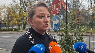 Управляващите искат коледните добавки за следващата година да се уредят чрез закон