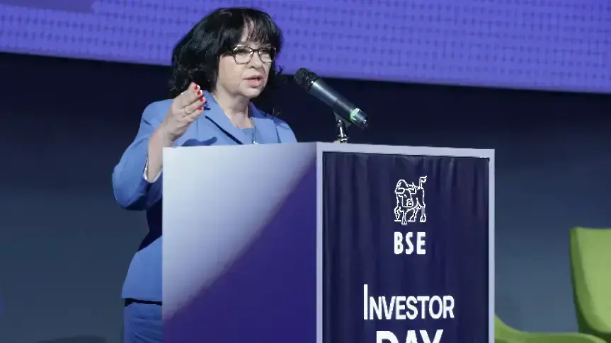 Теменужка Петкова отново хвърли обвинения срещу Асен Василев за бюджета