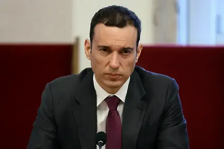 Терзиев уважава протестите, но зоните остават