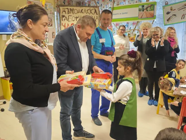  Деца твориха в работилница „ Часа не губи “ в Седмицата на предприемачеството в Плевен 