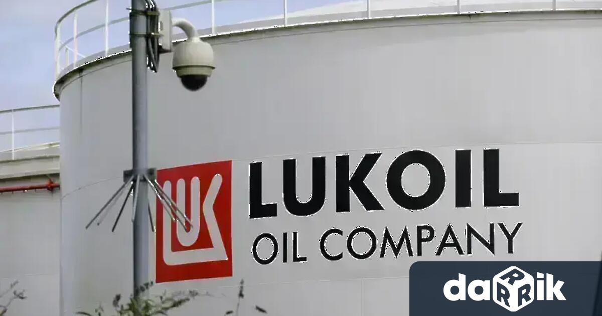 Американският петролен гигант Шеврон Chevron проучва възможности за купуване на глобални