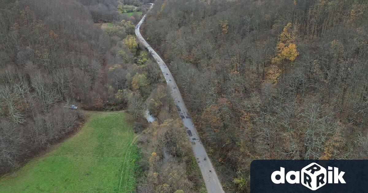 Със средства от инвестиционната си програма Община Котел реализира частичен