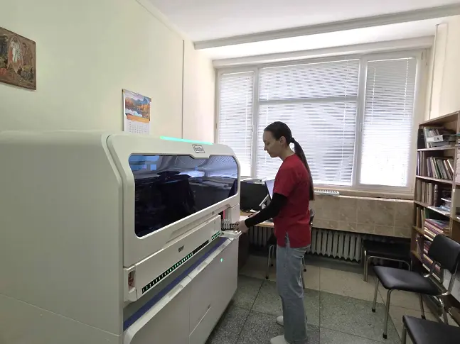 УМБАЛ „Д-р Георги Странски“ – Плевен внедри най-ново поколение имунологичен анализатор – световен стандарт в лабораторната диагностика