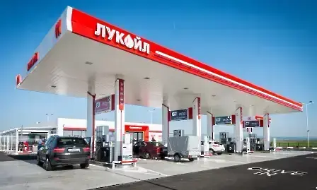 Затварят бензиностанции на „Лукойл“ поетапно