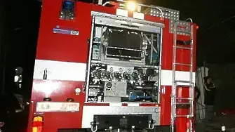 Няколоко автобуса са изгорели при пожар в базата на „Общински превози“ в Костинброд