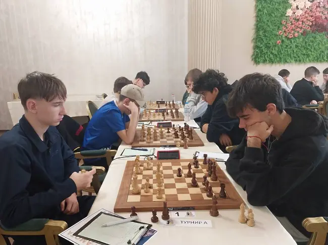 Детски шахматен турнир събра в Плевен над 90 деца от клубове в страната и чужбина