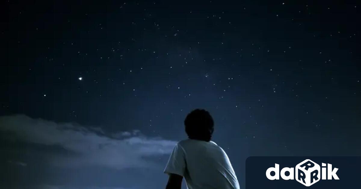 Метеоритният поток Леониди наблюдаван ежегодно през ноември ще достигне пика