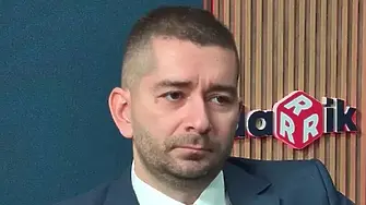 Слави Василев: Скандален грабеж! Стотици милиони за Борисов и Пеевски от „Лукойл“!