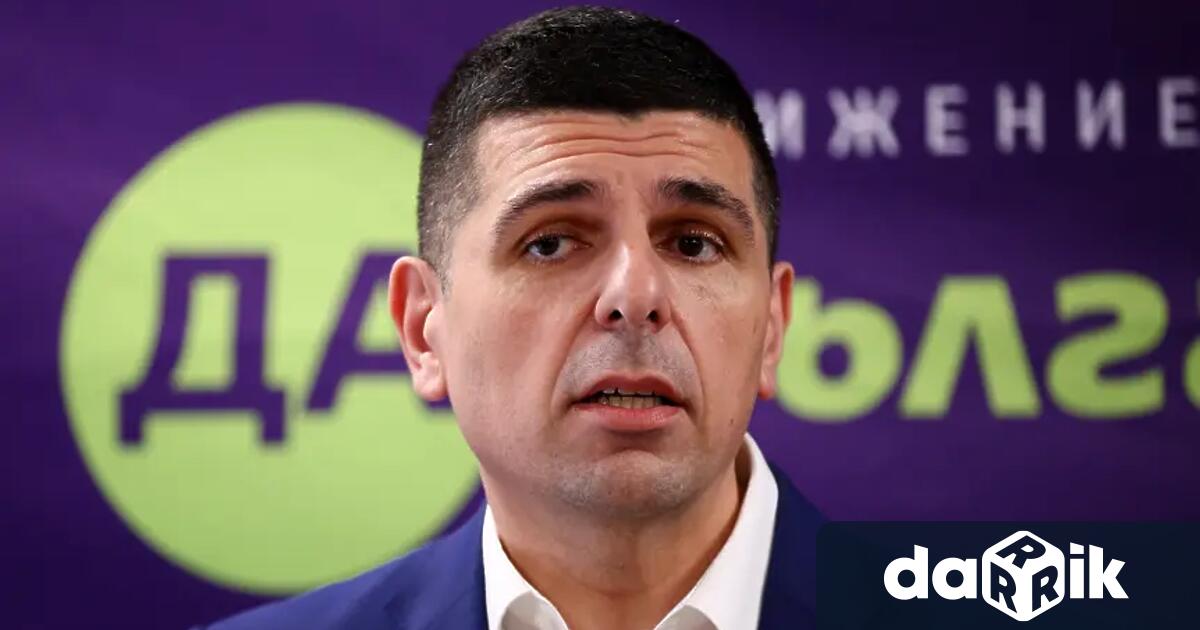 След скандала в бюджетната комисия в НС по рано днес който