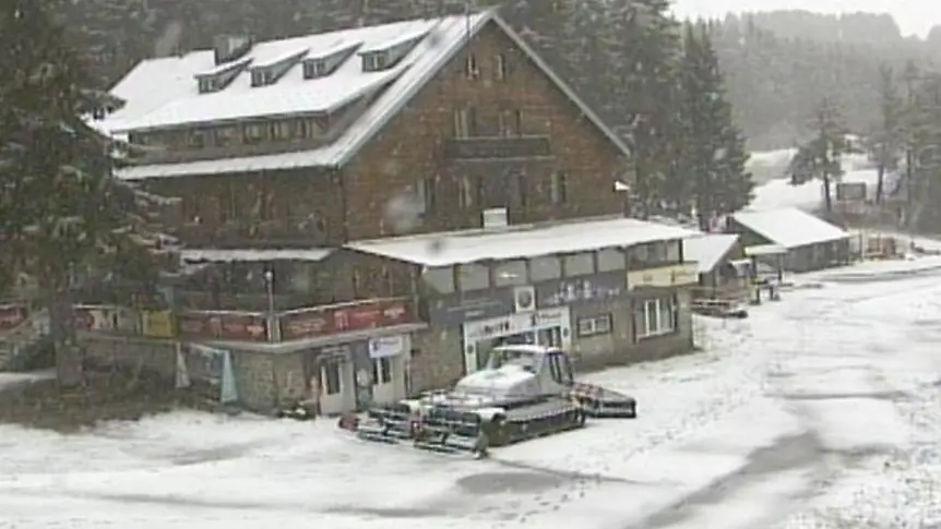 Сняг заваля на Витоша