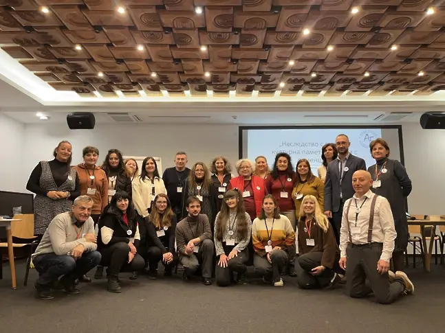  „Алцхаймер България“ се опитва да „разчупи тишината“ около „епидемията на XXI век“ 