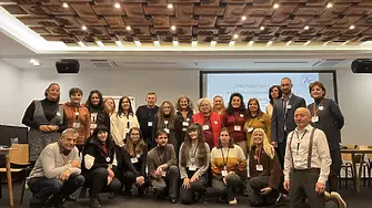  „Алцхаймер България“ се опитва да „разчупи тишината“ около „епидемията на XXI век“ 