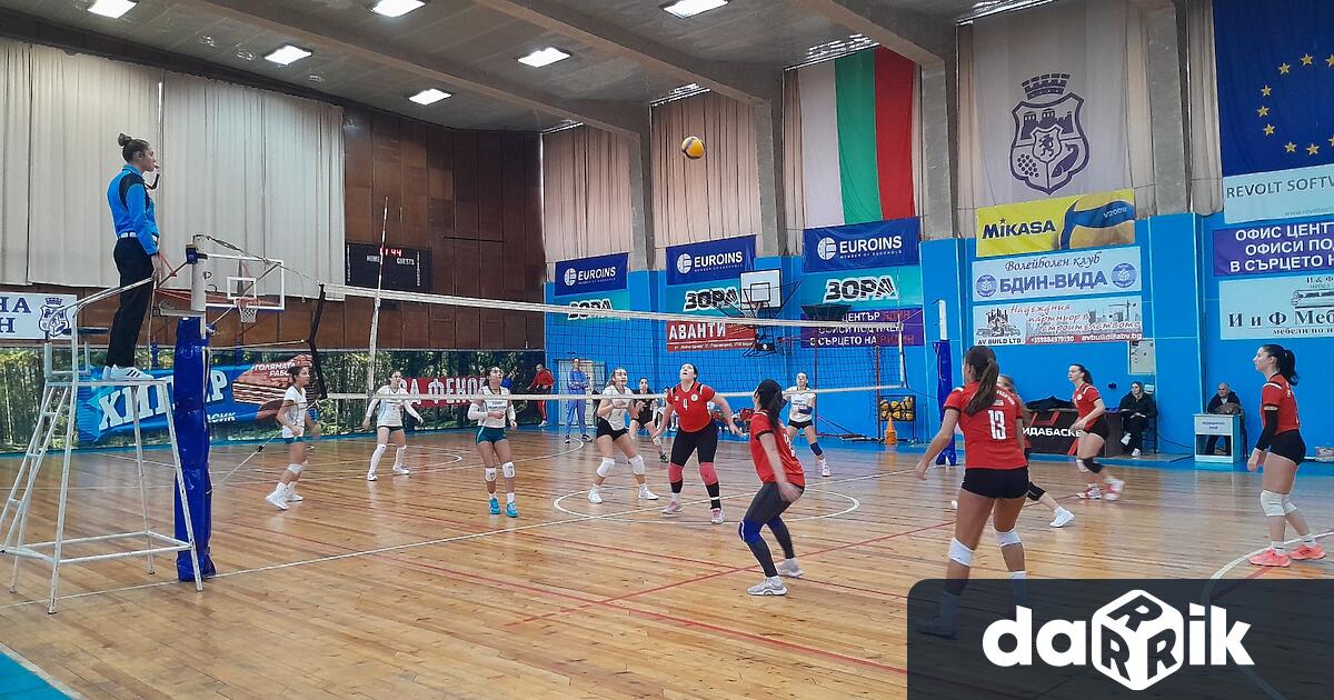 Днес в спортна зала Фестивална се изиграха срещите по волейбол Заместник кметът