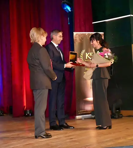  Областният шеф взе участие в тържествата във връзка 82 година от оповестяването на Кнежа за град 