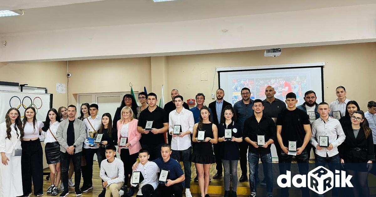 На тържествена церемония бяха отличени 10 те най добри спортисти на СУ