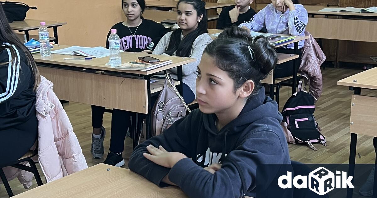 МКБППМН при Община Левски осъществява целогодишна програма по превенция на