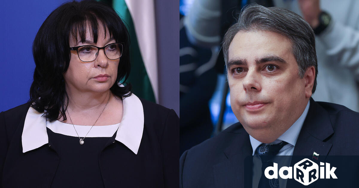 Министърът на финансите Теменужка Петкова и председателят на Продължаваме промяната