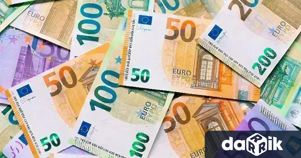 В него се предвижда 3 дефицит а минималната работна заплата